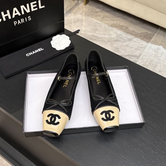 Chanel Mary Janes G47640-2