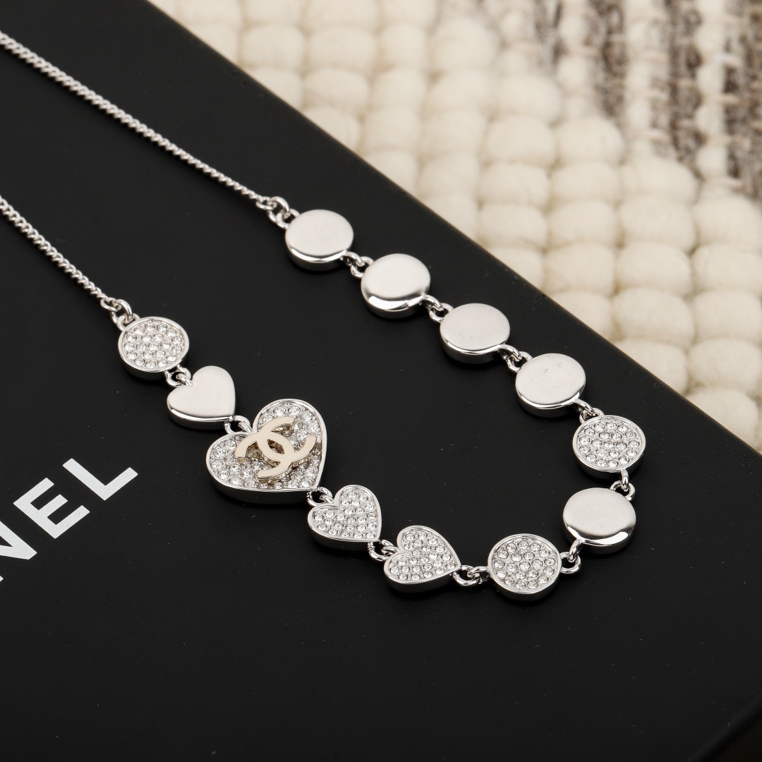 Chanel Necklace EE10019 Chanel Necklace EE10019