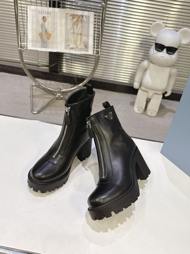 Prada Monolith brushed leather Chelsea boots G085-6