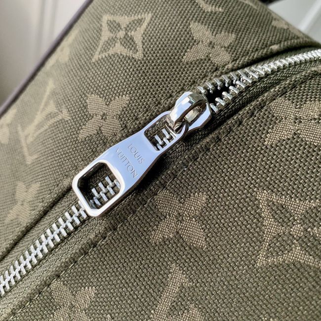 Louis Vuitton Locker Dopp Kit M2A666 Khaki Green Louis Vuitton Locker Dopp Kit M2A666 Khaki Green