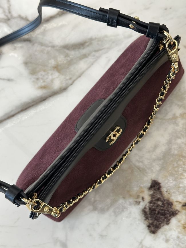 Chanel Clutch with Chain AP5540 Burgundy Chanel Clutch with Chain AP5540 Burgundy