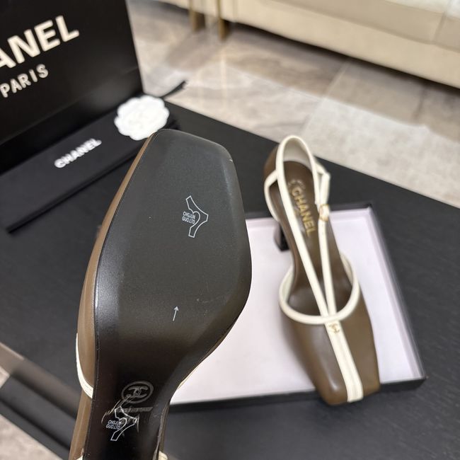 Chanel Mary Janes G47612-12