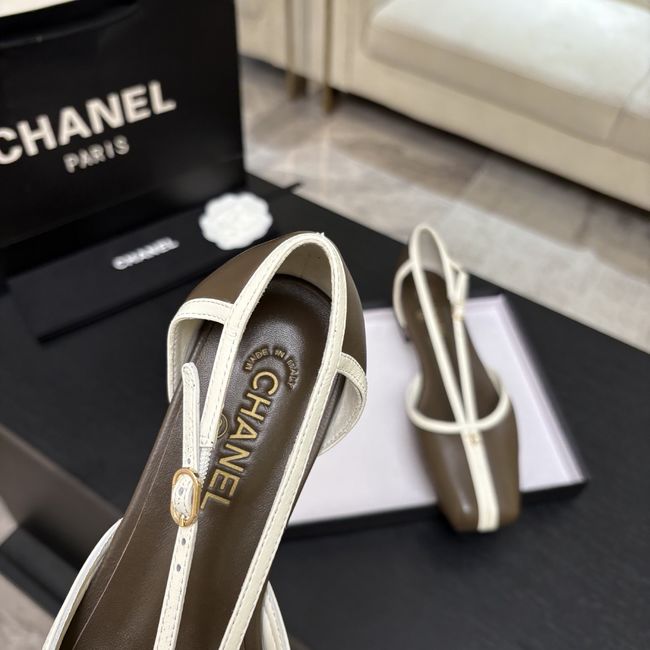 Chanel Mary Janes G47613-3