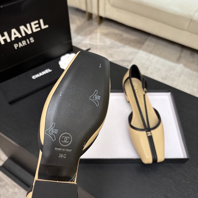 Chanel Mary Janes Patent Calfskin G47613-1