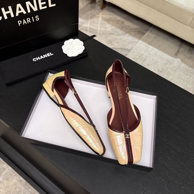 Chanel Mary Janes G47613-12