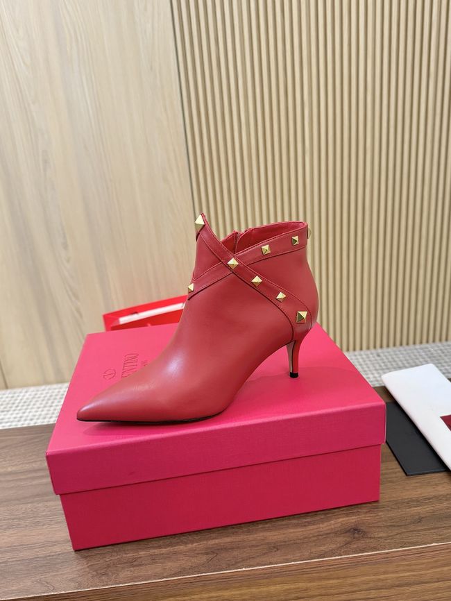 Valentino VLOGO SIGNATURE Cowhide Ankle Boots S0CK1-4 Valentino VLOGO SIGNATURE Cowhide Ankle Boots S0CK1-4