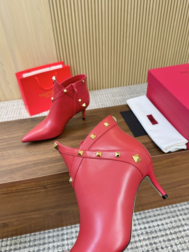 Valentino VLOGO SIGNATURE Cowhide Ankle Boots S0CK1-4 Valentino VLOGO SIGNATURE Cowhide Ankle Boots S0CK1-4