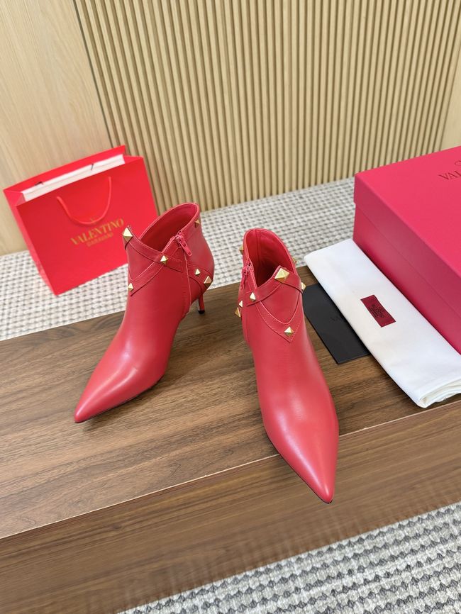 Valentino VLOGO SIGNATURE Cowhide Ankle Boots S0CK1-4 Valentino VLOGO SIGNATURE Cowhide Ankle Boots S0CK1-4