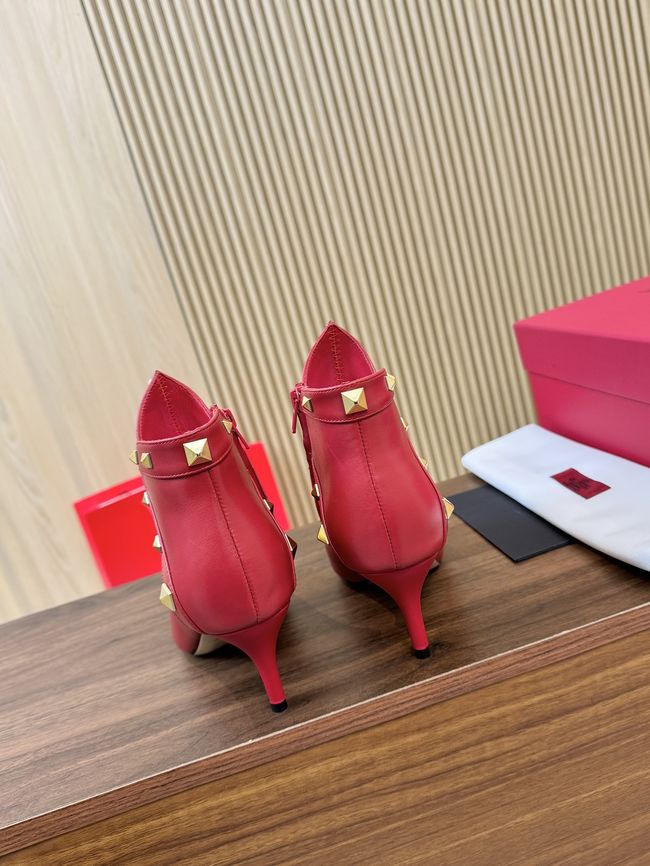 Valentino VLOGO SIGNATURE Cowhide Ankle Boots S0CK1-4 Valentino VLOGO SIGNATURE Cowhide Ankle Boots S0CK1-4