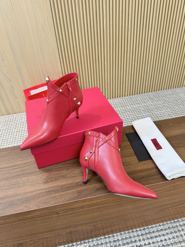 Valentino VLOGO SIGNATURE Cowhide Ankle Boots S0CK1-4 Valentino VLOGO SIGNATURE Cowhide Ankle Boots S0CK1-4