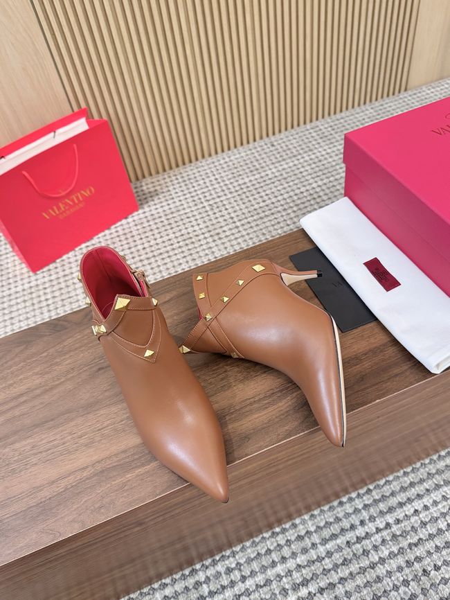 Valentino VLOGO SIGNATURE Cowhide Ankle Boots S0CK1-5 Valentino VLOGO SIGNATURE Cowhide Ankle Boots S0CK1-5