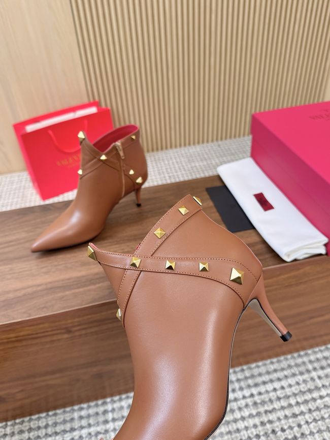Valentino VLOGO SIGNATURE Cowhide Ankle Boots S0CK1-5 Valentino VLOGO SIGNATURE Cowhide Ankle Boots S0CK1-5