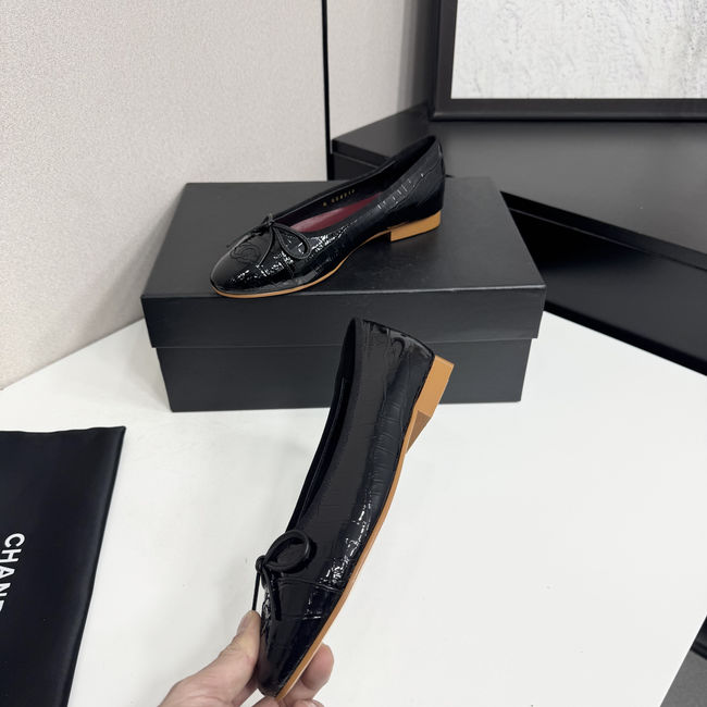 Chanel Ballet flats B26484-5