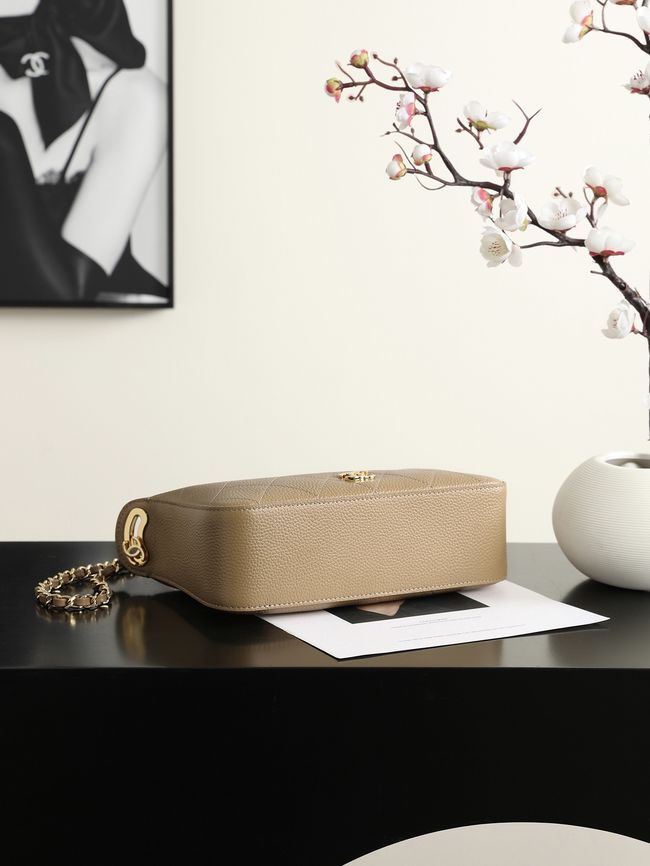 CHANEL Hobo Bag AS6640 apricot CHANEL Hobo Bag AS6640 apricot