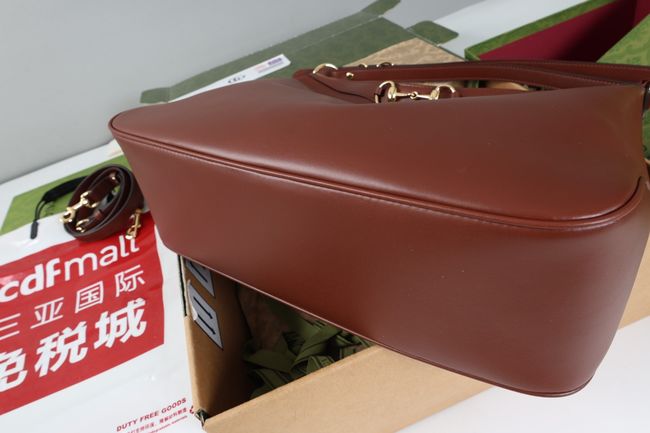 Gucci Starlet large shoulder bag soft leather A00CI2 Dark brown Gucci Starlet large shoulder bag soft leather A00CI2 Dark brown