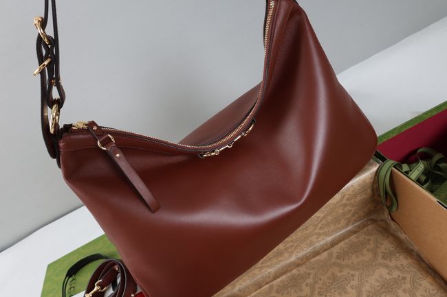 Gucci Starlet large shoulder bag soft leather A00CI2 Dark brown Gucci Starlet large shoulder bag soft leather A00CI2 Dark brown