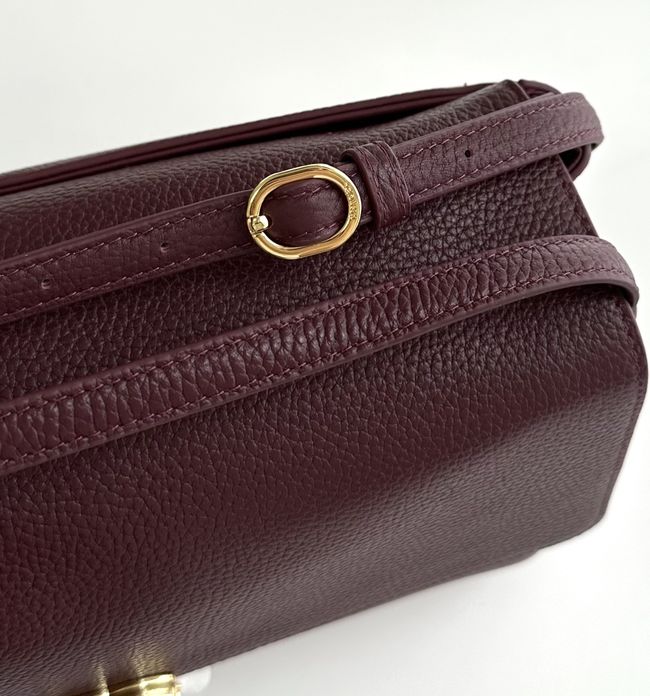 Chanel Maxi Flap bag AS6482 Burgundy