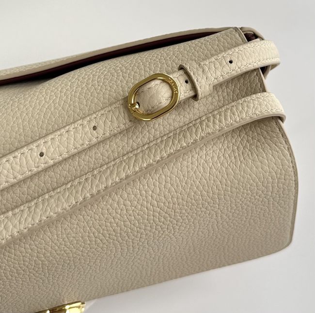 Chanel Maxi Flap bag AS6482 White