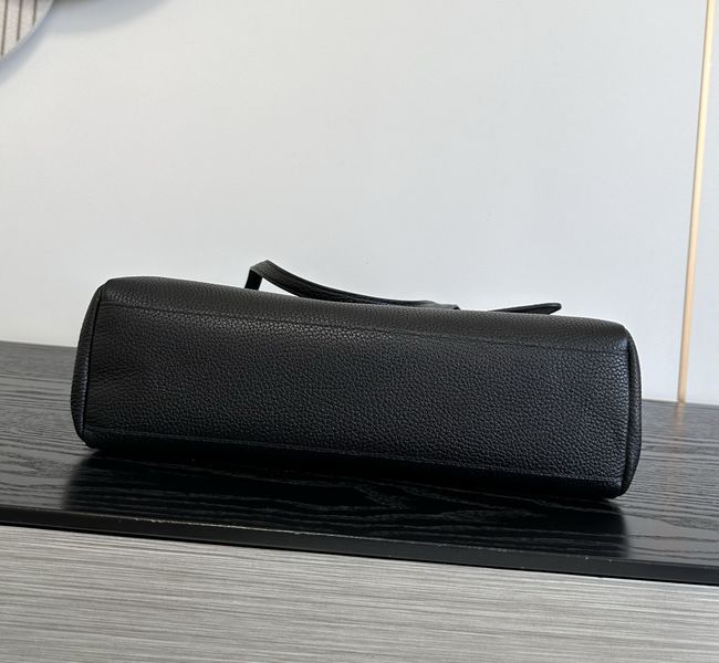 Chanel Maxi Flap bag AS6482 black