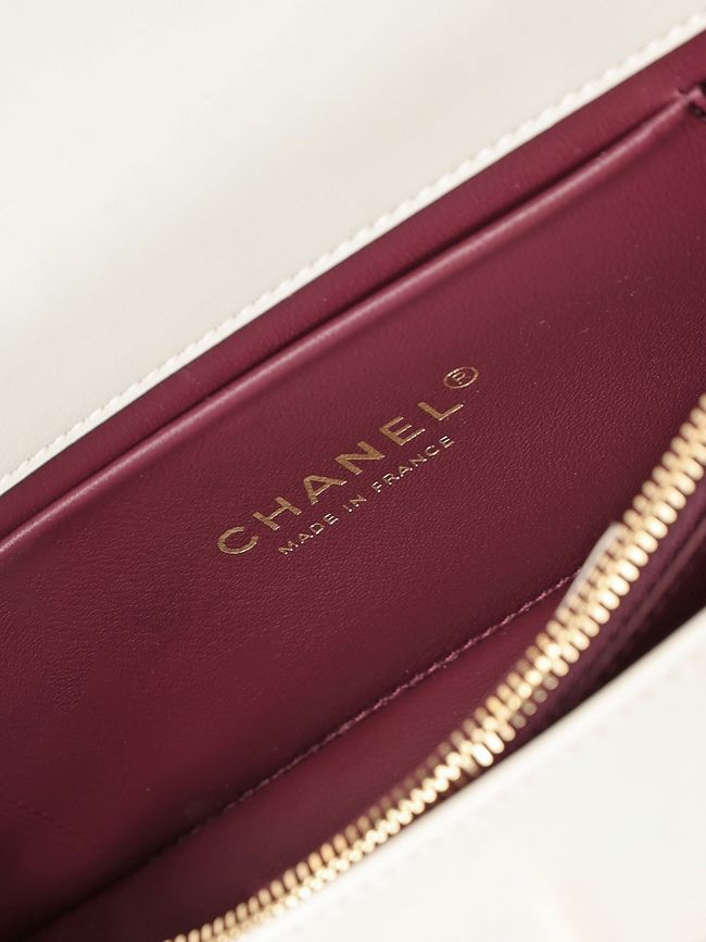 Chanel Mini Flap Bag AS6533 white