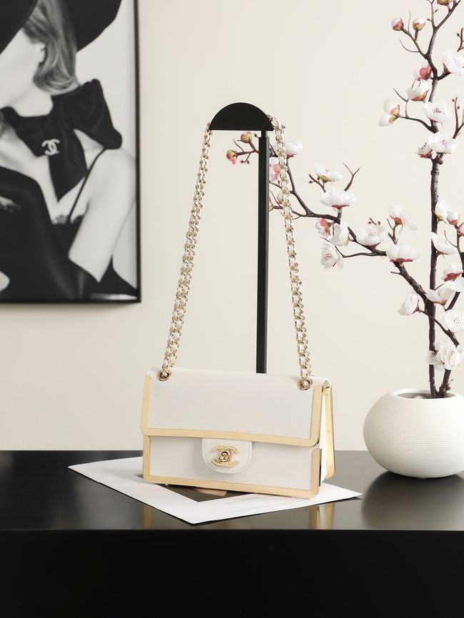 Chanel Mini Flap Bag AS6533 white