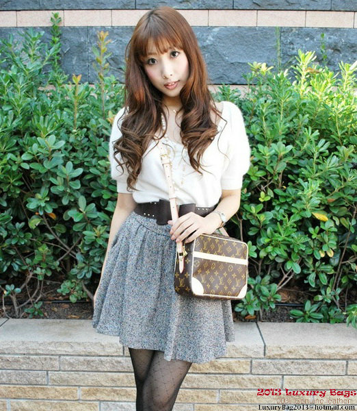 Louis Vuitton M51274 Monogram Canvas Trocadero Louis Vuitton M51274 Monogram Canvas Trocadero